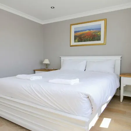 Salthill Townhouse With Parking Holiday home
