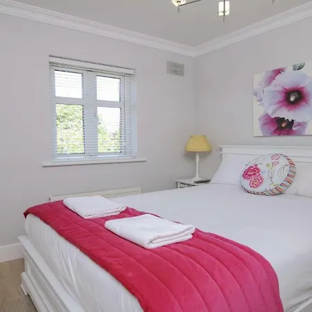 Salthill Townhouse With Parking Nyaraló Galway